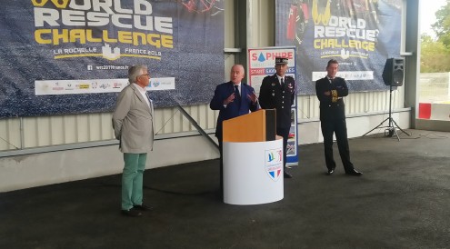 Discours officiel des autorités. Discours officiel des autorités.